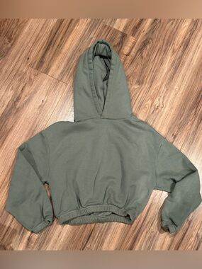 Zara Olive Green Cropped Hoodie